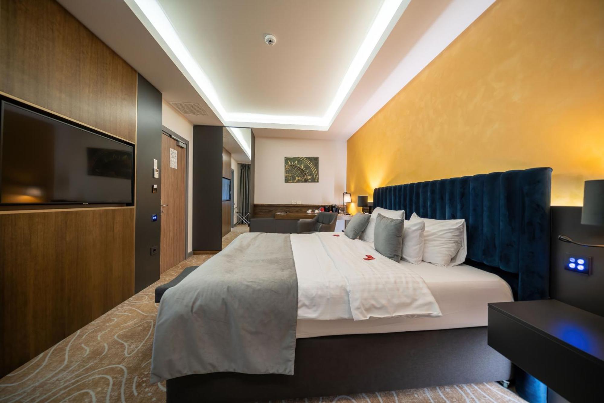 Atlas Hotel Timişoara Exterior foto